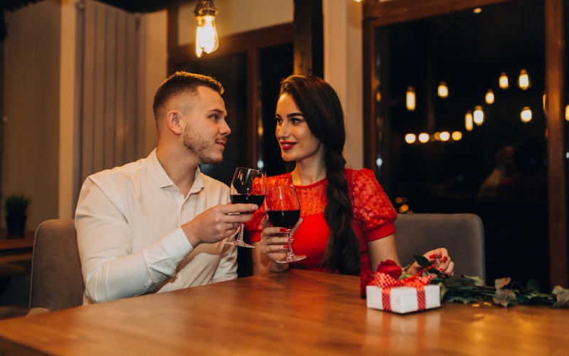 Surprising and Interesting Online Dating Statistics You Should Know